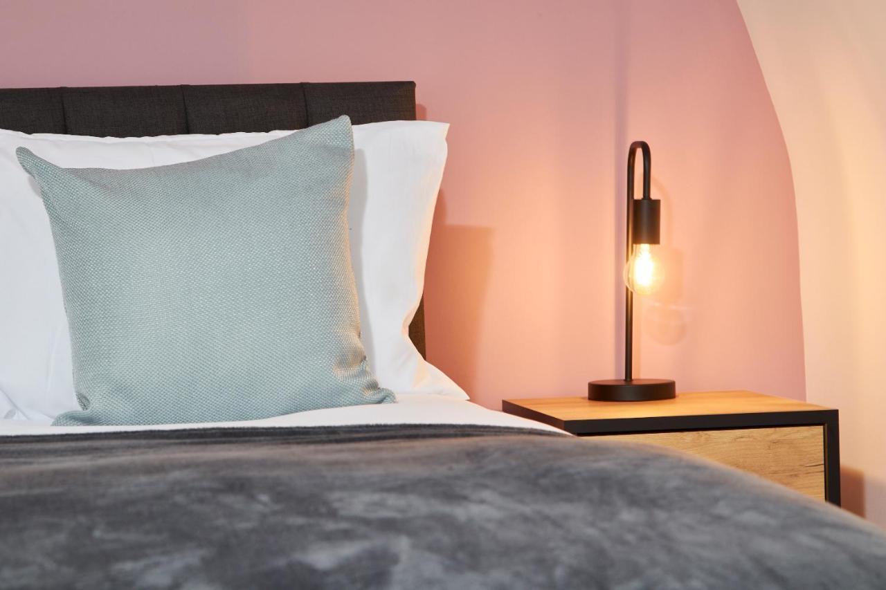 Wonderful Apartment In Bath With Garden - Sleeps 8 المظهر الخارجي الصورة