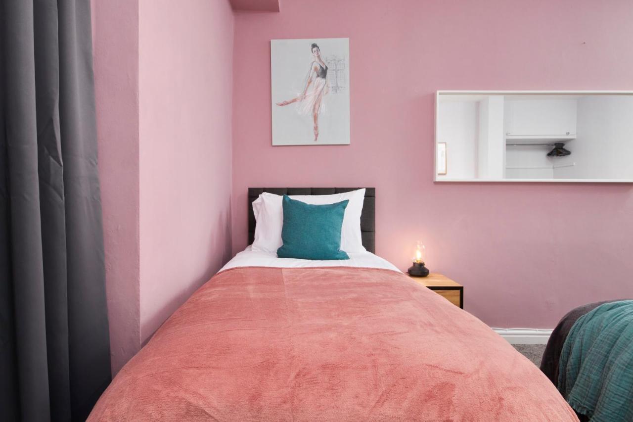 Wonderful Apartment In Bath With Garden - Sleeps 8 المظهر الخارجي الصورة