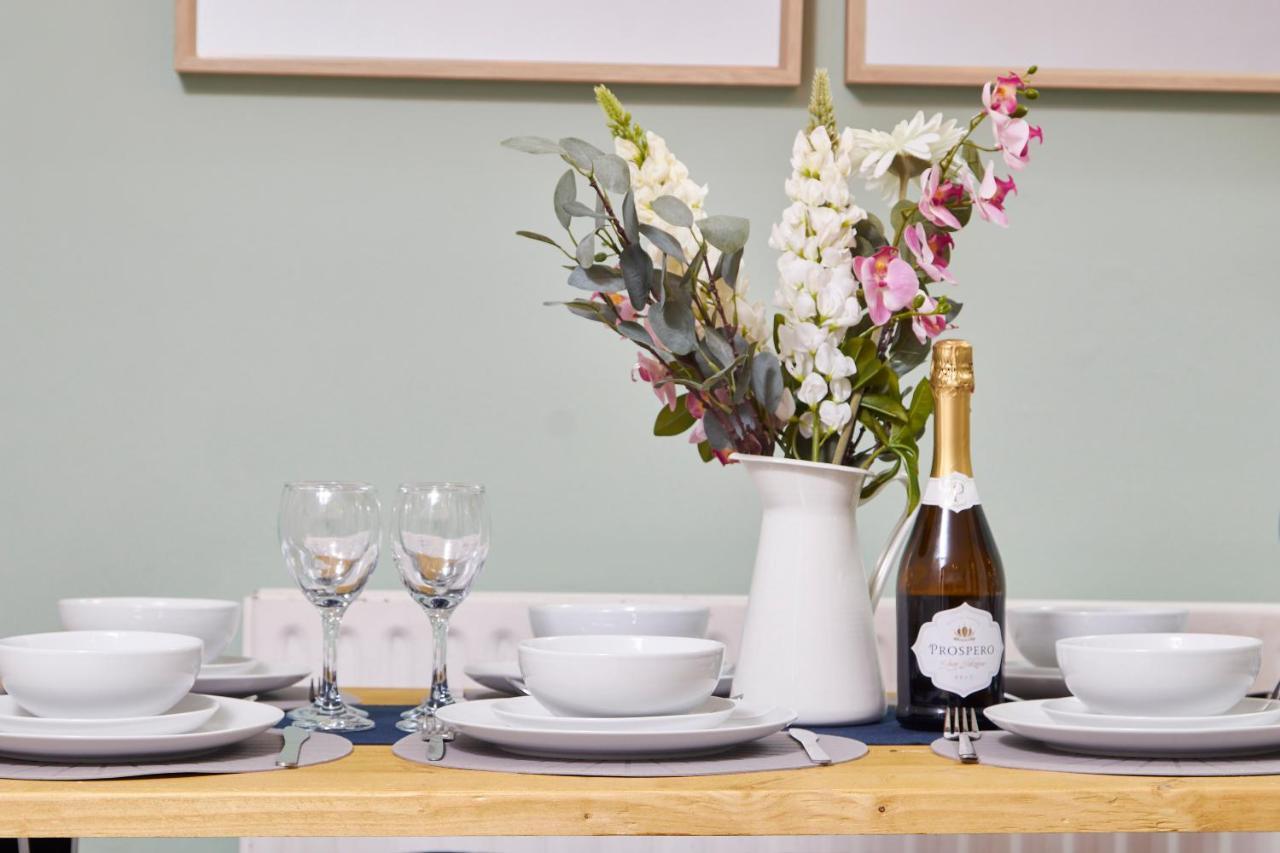 Wonderful Apartment In Bath With Garden - Sleeps 8 المظهر الخارجي الصورة
