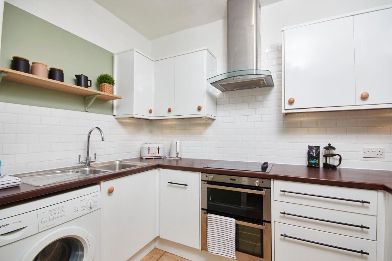 Wonderful Apartment In Bath With Garden - Sleeps 8 المظهر الخارجي الصورة