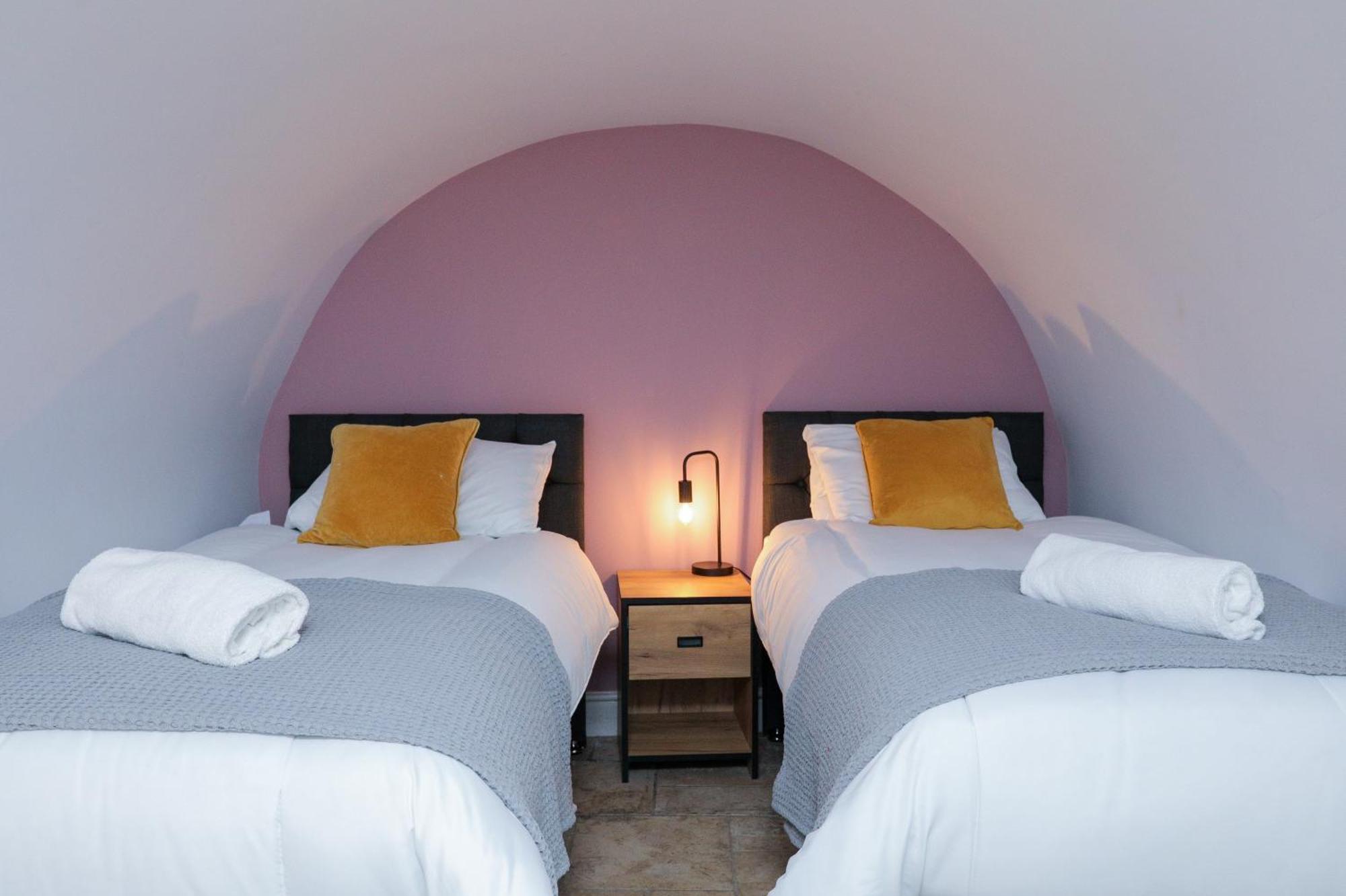 Wonderful Apartment In Bath With Garden - Sleeps 8 المظهر الخارجي الصورة